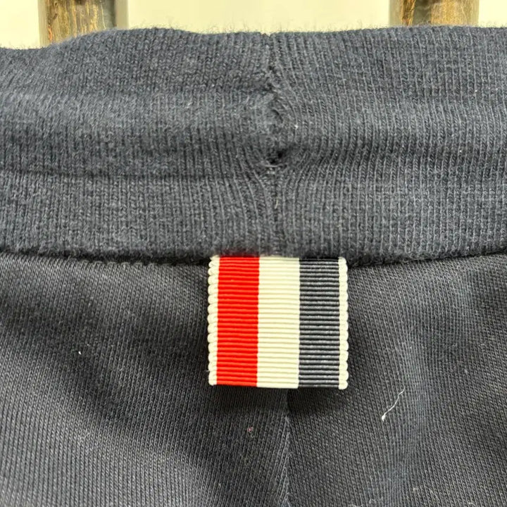 [BUNJANG] Thom Browne Side Line Training Pants / [0]톰브라운 사이드라인 트레이닝 팬츠