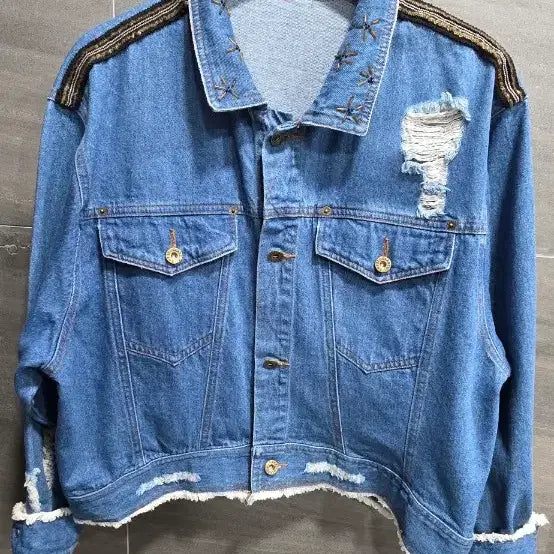 [BUNJANG] Embellished Denim Jacket / 아주 예쁜  청자켓,  비즈장식카라 스팽글  데미지 청자켓 , 거의