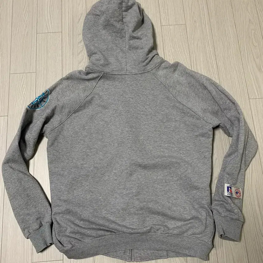 [BUNJANG] Russell Athletic Seattle Mariners Hooded Zip-up / 러셀애슬레틱 시애틀 매리너스 후드집업