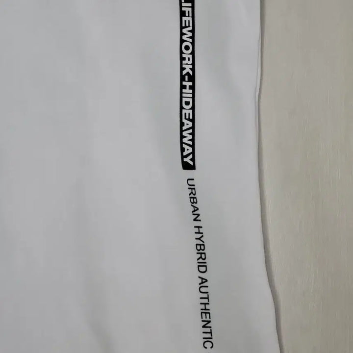 [BUNJANG] LifeWork Pocket Simple Lettering T-shirt / (L)라이프워크 포켓심플 레터링 반팔티셔츠 판매합니다