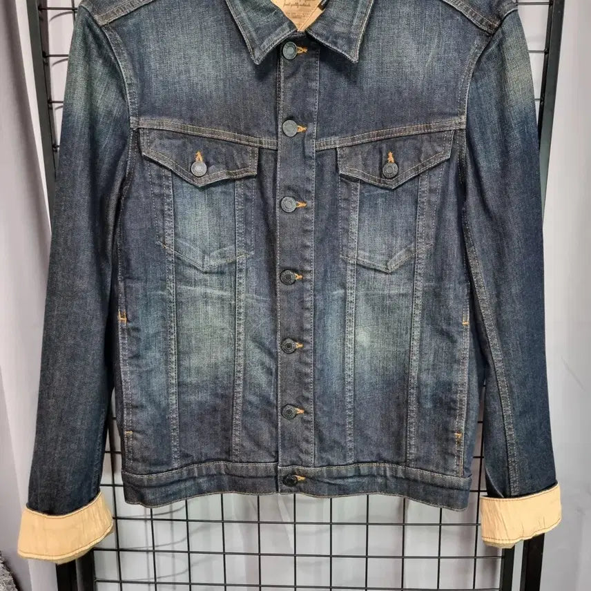 [BUNJANG] Tommy Hilfiger Denim Trucker Jacket (Size M) / 타미힐피거 데님 자켓 트러커 청자켓 빈티지 점퍼 M
