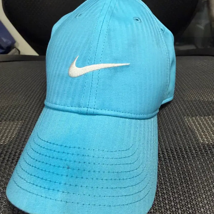 [BUNJANG] Nike Blue Ball Cap / 나이키 볼캡 모자 하늘색 / 택있음