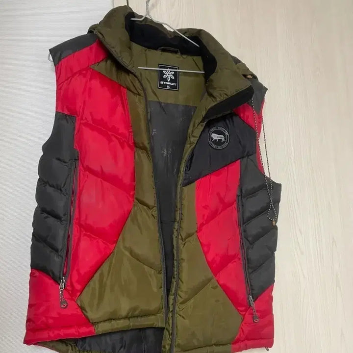 [BUNJANG] Straub Down Padded Vest Women&