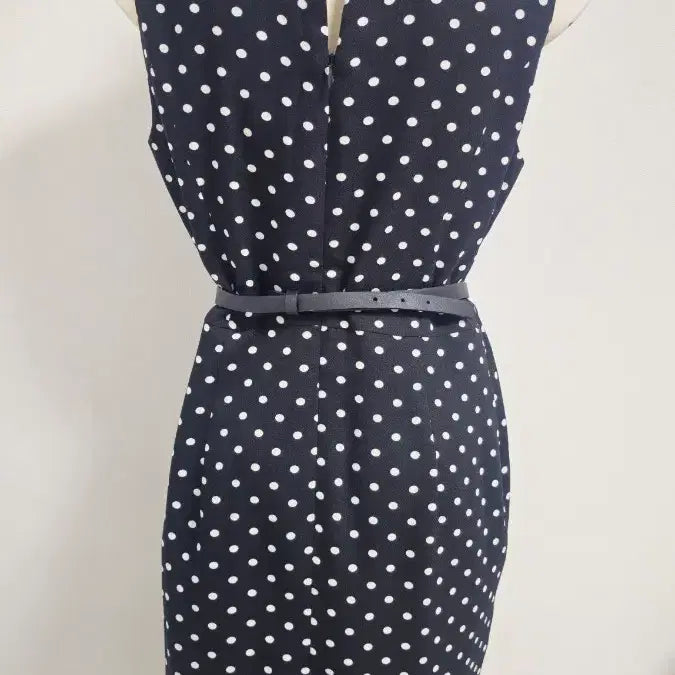 [BUNJANG] Mojo.S.Pine Navy Dot Sleeveless Dress / (미착용) 모조에스핀 / 네이비 도트 민소매 원피스