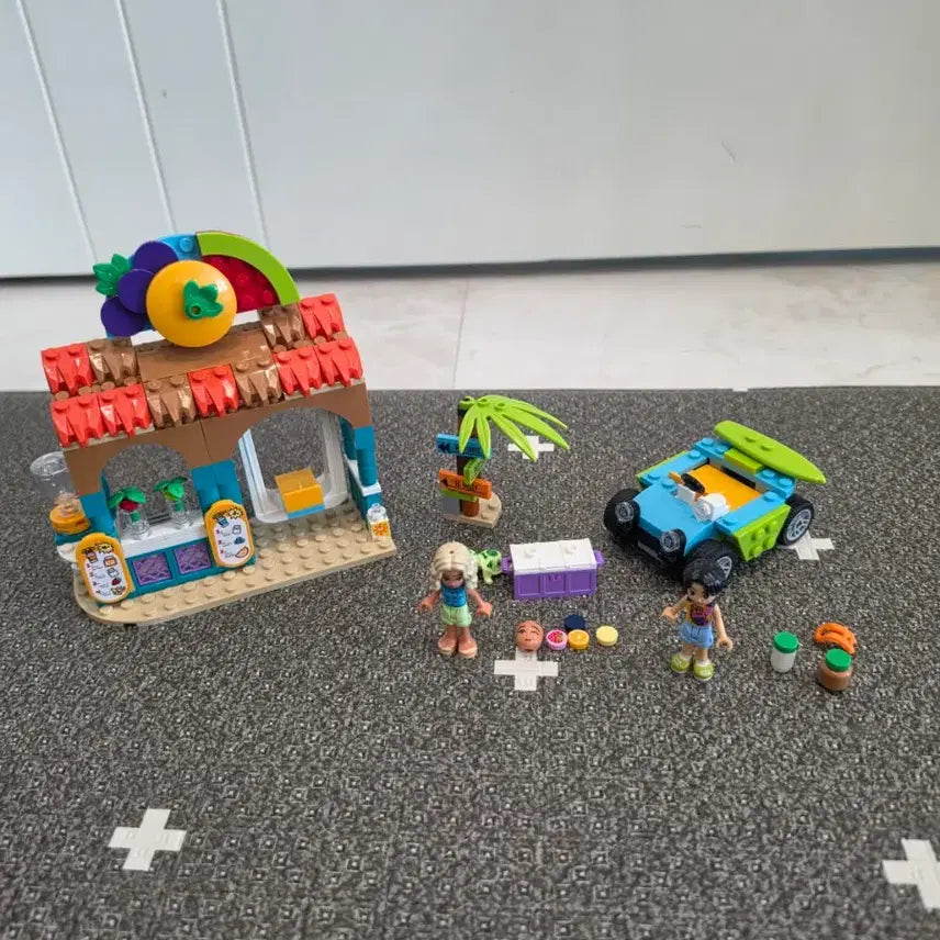[BUNJANG] LEGO Friends 42625 Beach Smoothie Bar / 레고 프렌즈 42625 해변 스무디 가게(덤레고30401)