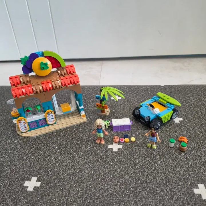 [BUNJANG] LEGO Friends 42625 Beach Smoothie Bar / 레고 프렌즈 42625 해변 스무디 가게(덤레고30401)