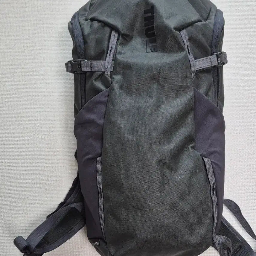 [BUNJANG] Thule Alltrail X 15L Waxed Canvas Backpack / 툴레 올트레일X 15L 왁스캔버스 배낭