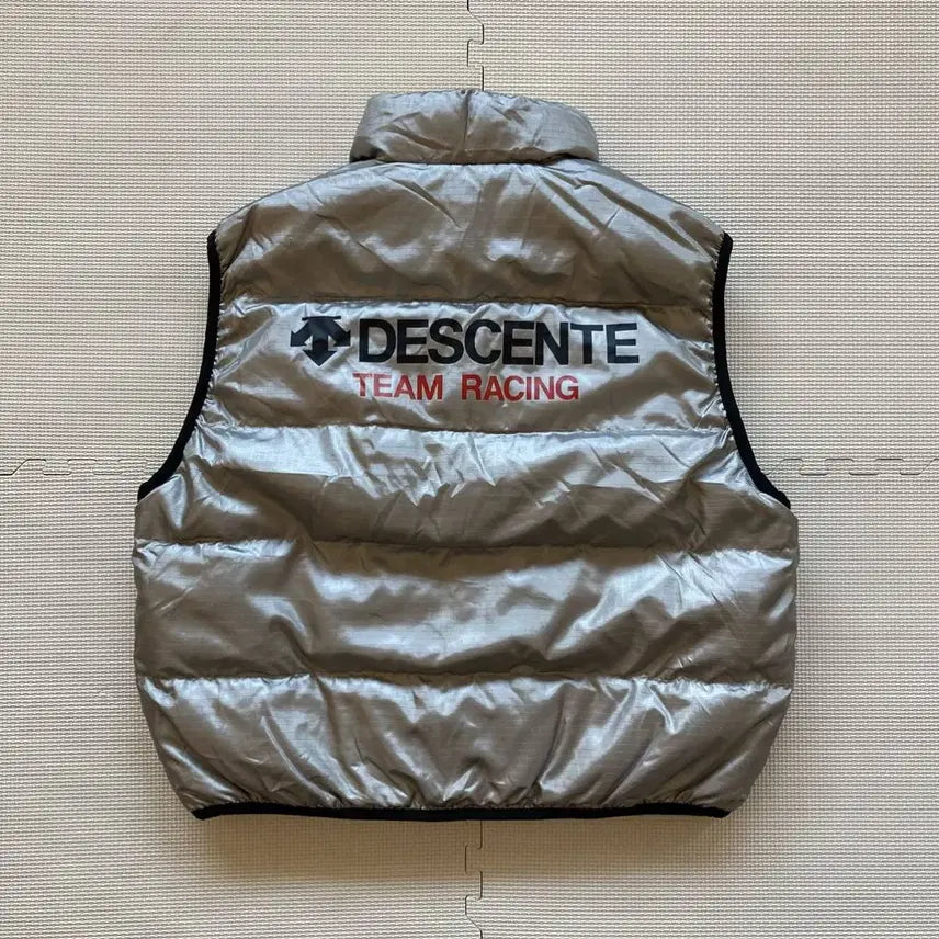[BUNJANG] Descente Japan Reversible Down Padded Vest / 데상트 재팬 리버시블 다운 패딩 베스트