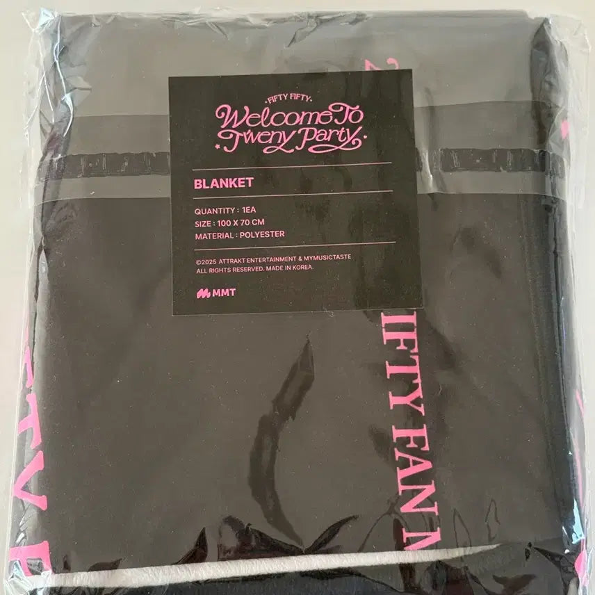 [SOLD OUT] [BUNJANG] FIFTY FIFTY Yewon Blanket + Photocard / 피프티피프티 팬미팅 굿즈 담요 예원 포카 미개봉