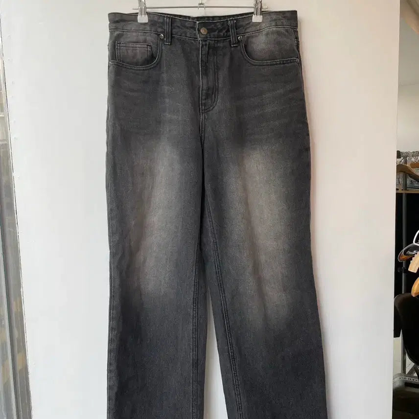 [BUNJANG] Musinsa Standard Washing Black Denim Jeans / 무신사스탠다드 워싱 블랙 데님