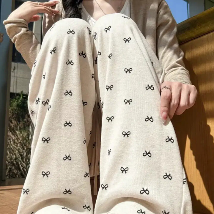 [BUNJANG] Ribbon Pattern Wide Pants (Oatmeal) / 리본 패턴 와이드 팬츠 (오트밀)