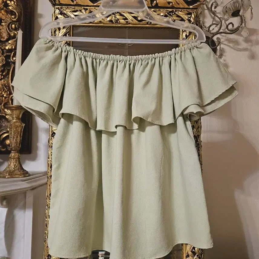 [BUNJANG] Off-Shoulder Frill Blouse / 오프숄더 프릴 블라우스