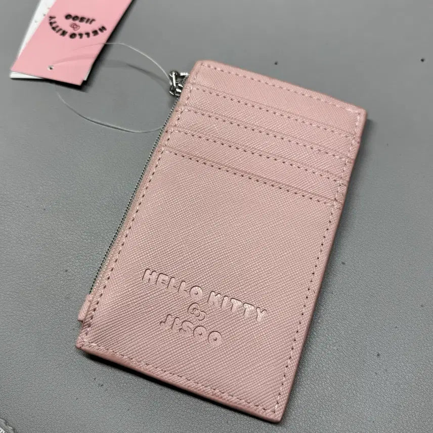 [BUNJANG] Jisoo x Hello Kitty Collaboration Card Holder Pink / 지수 헬로키티 콜라보 카드지갑