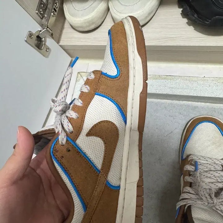 [BUNJANG] Nike Dunk Low Brown/White Sneakers / 나이키 덩크 로우 브라운/화이트 스니커즈
