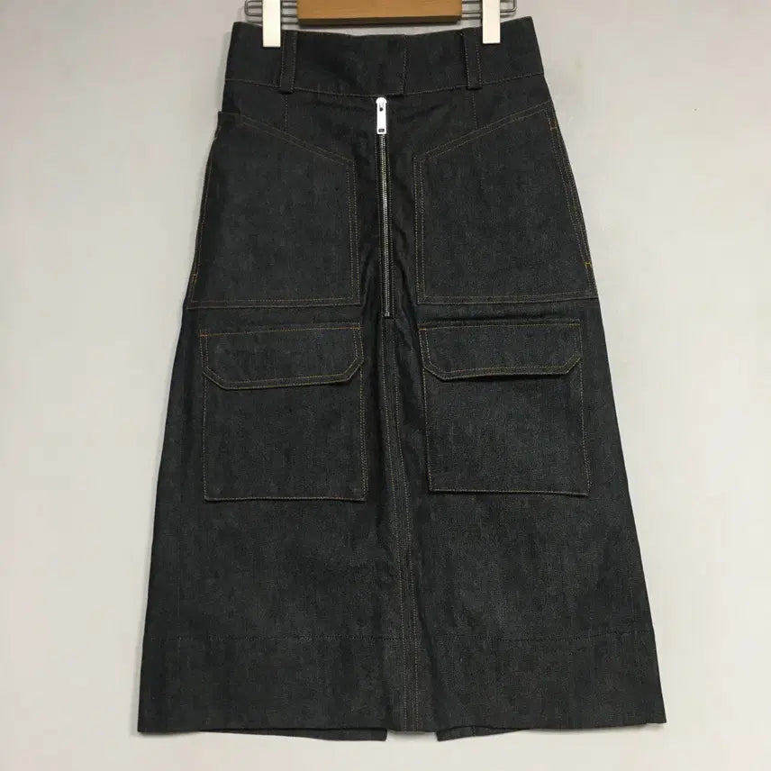[BUNJANG] Maison Kitsuné Pocket Denim Skirt / 메종키츠네 정품 포켓 데님 스커트 26