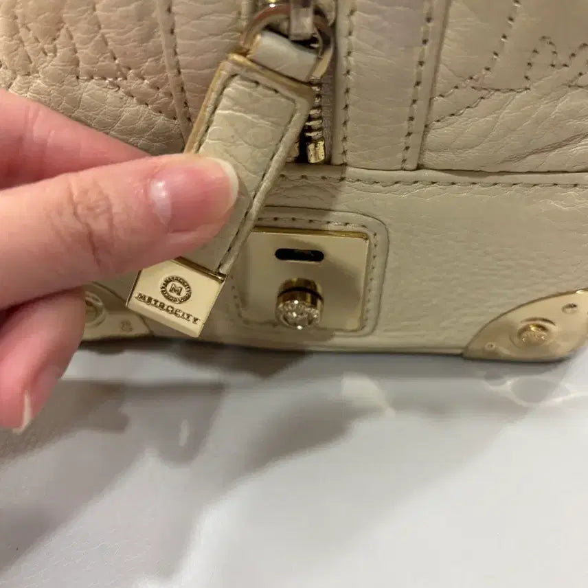 [BUNJANG] Metrocity Quilted Ivory Tote Bag / 메트로시티 퀼팅 아이보리 토트백 가방
