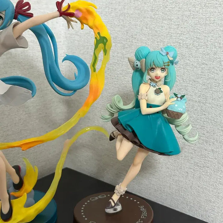 [BUNJANG] Hatsune Miku Genuine Figure / 하츠네 미쿠 정품 피규어 판매 (원가 6.1)