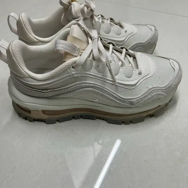 [BUNJANG] Nike Air Max Sneakers / 나이키