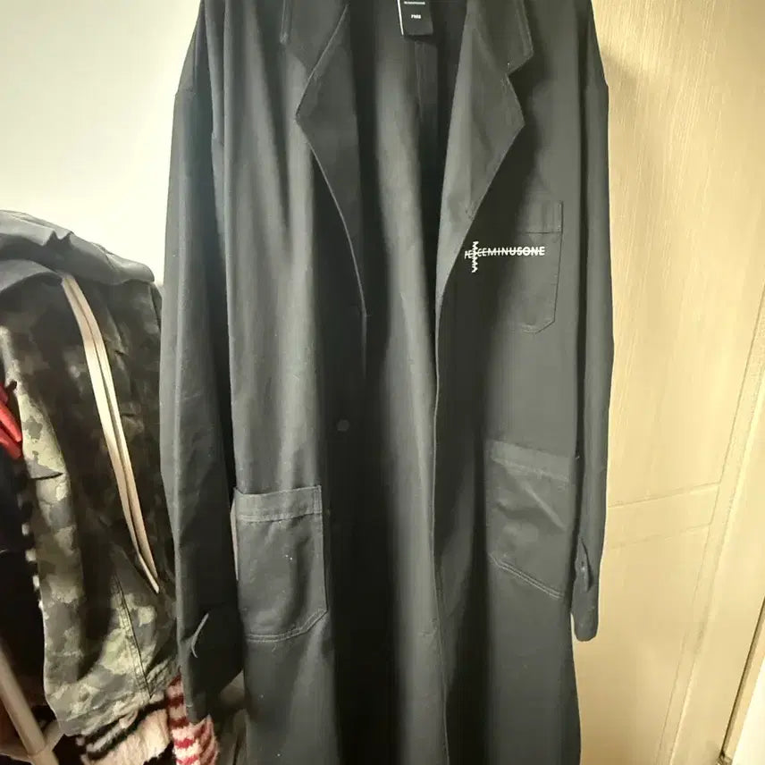 [BUNJANG] Peesmamaone Black Coat / 피스마마원 코트
