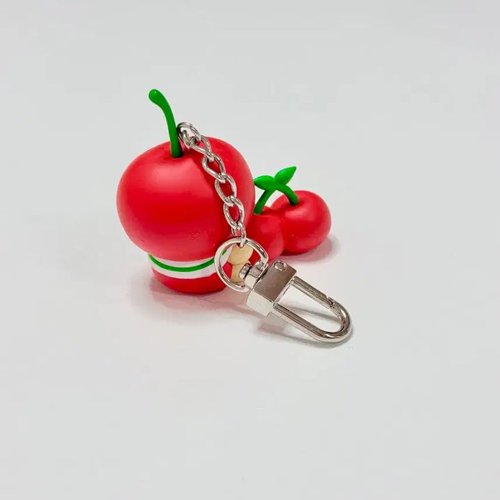 [BUNJANG] Mangmoong Cherry Bear Keychain / 올리브영 망곰 망그러진 곰 체리 키링