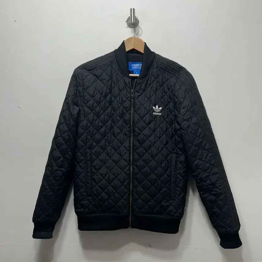 [BUNJANG] Adidas Black Quilted Padded Bomber Jacket (M) / 아디다스 블랙 퀼팅 패딩 봄버 자켓 M