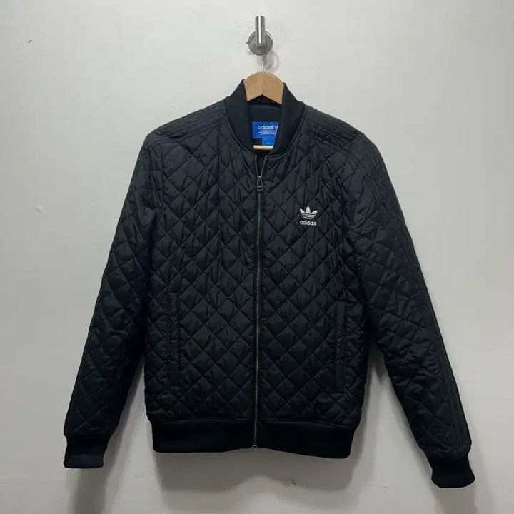 [BUNJANG] Adidas Black Quilted Padded Bomber Jacket (M) / 아디다스 블랙 퀼팅 패딩 봄버 자켓 M