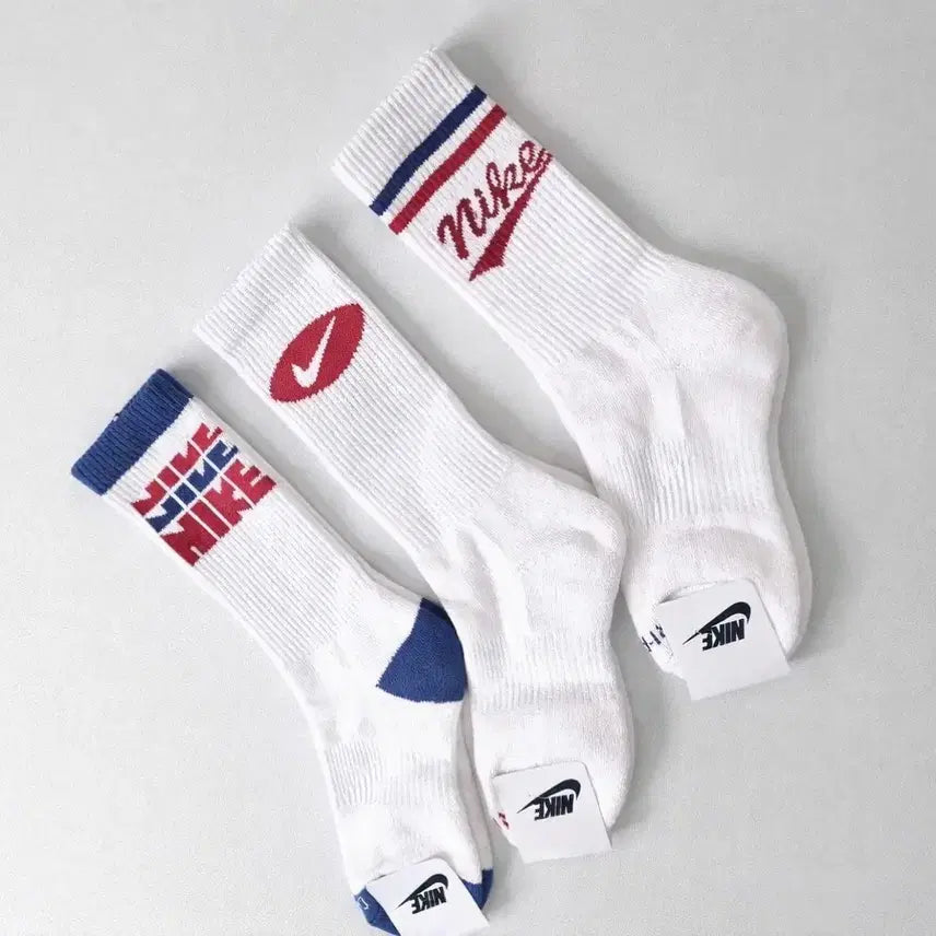 [BUNJANG] Nike Everyday Plus Crew Socks (3-Pack) / 나이키 양말 에브리데이 플러스 양말3켤레 장목