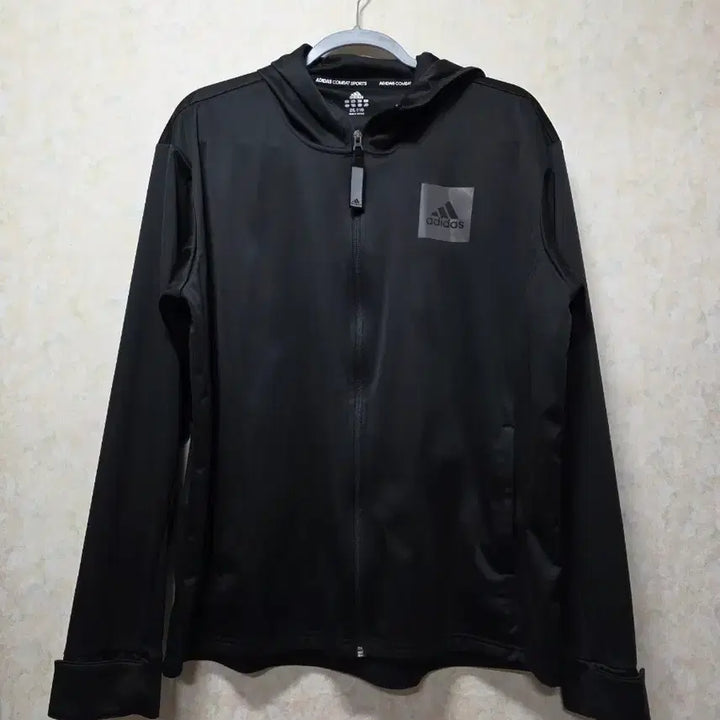 [BUNJANG] Adidas New Hydro Performance Track Hoodie / (무료배송)아디다스 뉴하이드로 퍼포먼스 트랙 후드