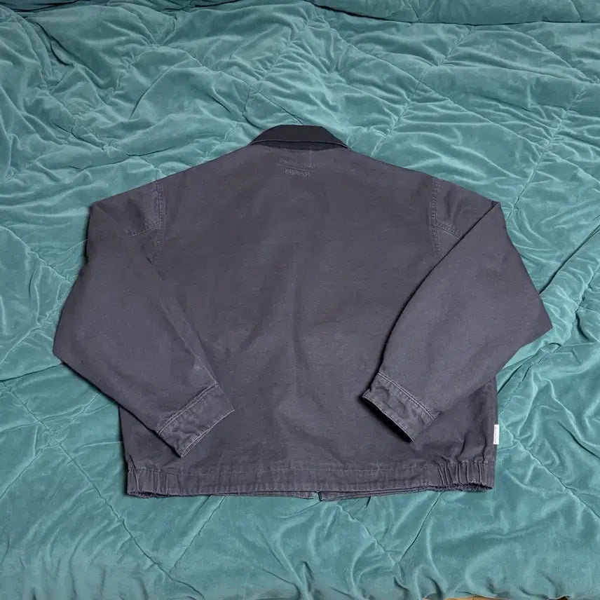 [BUNJANG] thisisneverthat Gore-Tex Windstopper Utility Jacket Charcoal M / 디스이즈네버댓 고어텍스 윈드스토퍼 유틸리티 자켓 차콜 M