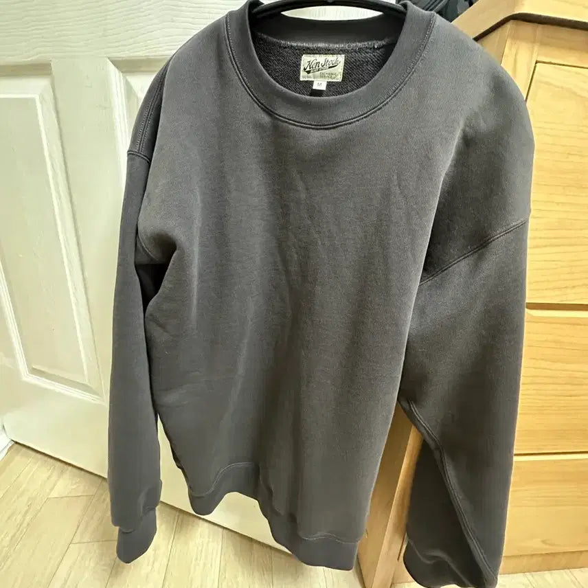 [BUNJANG] Bronson Sweatshirt - Size M / 브론슨 맨투맨