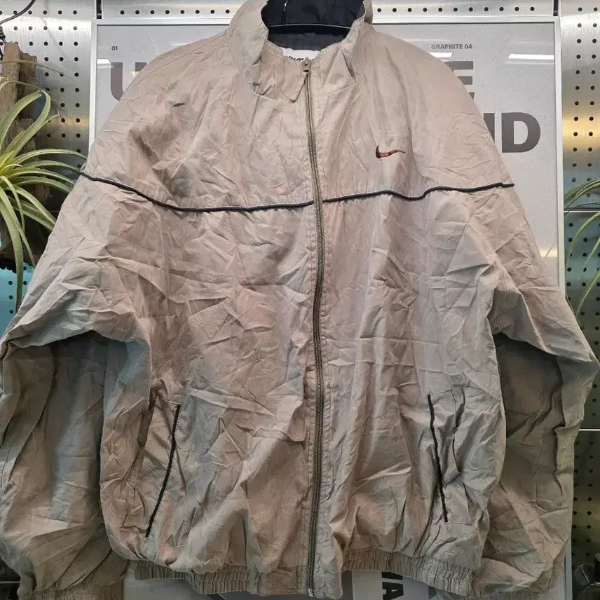[BUNJANG] Nike Vintage Windbreaker Jacket L Beige / 나이키 빈티지 바람막이 자켓X L 베이지