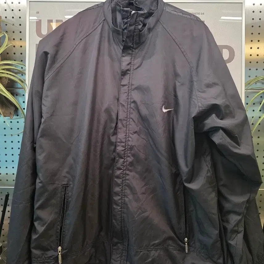 [BUNJANG] Nike Black Windbreaker Jacket L / 나이키 블랙 윈드브레이커(바람막이) 재킷L