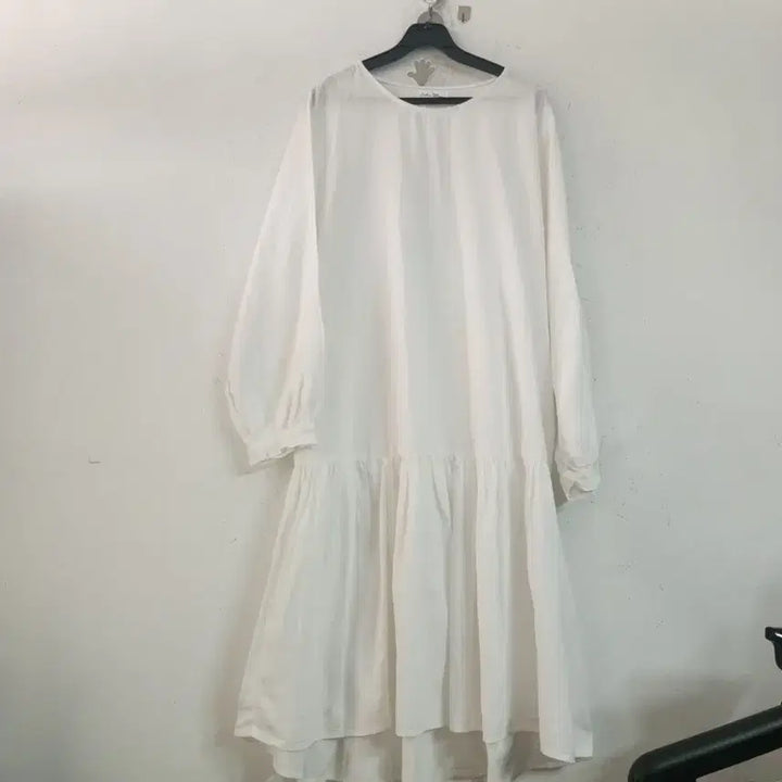 [BUNJANG] White Long Flare Dress / 화이트 롱 원피스 플레어 드레스