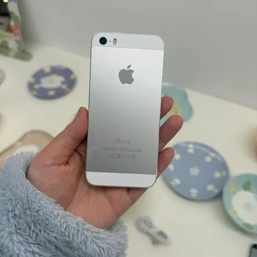 [SOLD OUT] iPhone 5s 16GB