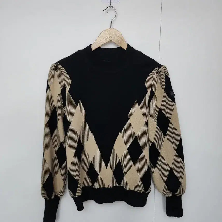 [SOLD OUT] [와이드앵글] 90 55 여 아가일패턴 니트