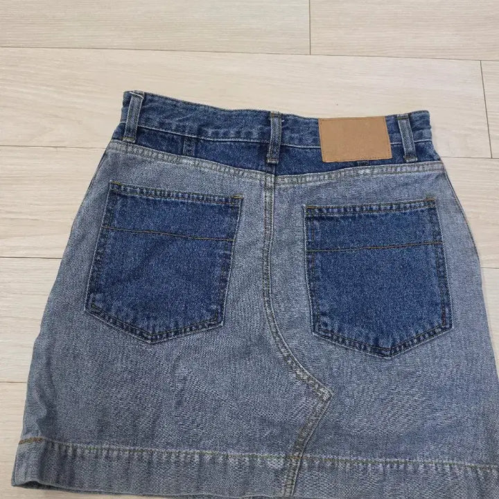 [BUNJANG] Matinkim Patchwork Denim Mini Skirt / 마뗑 킴 패치워크 데님 미니스커트