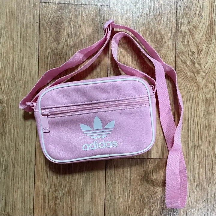 [BUNJANG] Adidas Pink Mini Crossbody Bag / 아디다스 핑크 미니백 크로스백 가방