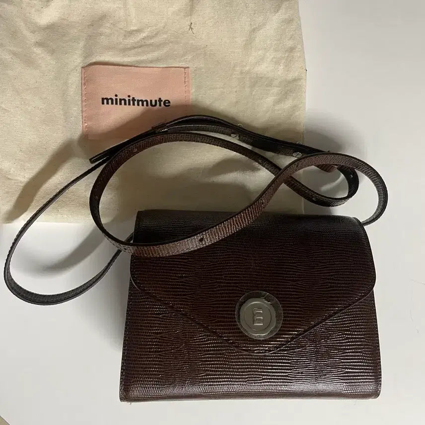 [BUNJANG] Minitmute Box Bag Lizard Brown / 미닛뮤트 박스백 리자드브라운