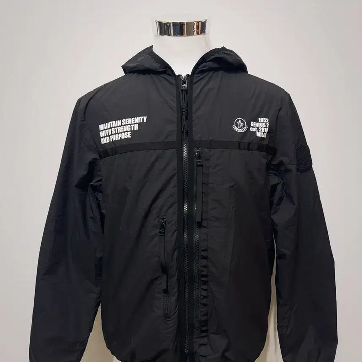 [SOLD OUT] [MONCLER] 몽클레어 지니어스 바람막이