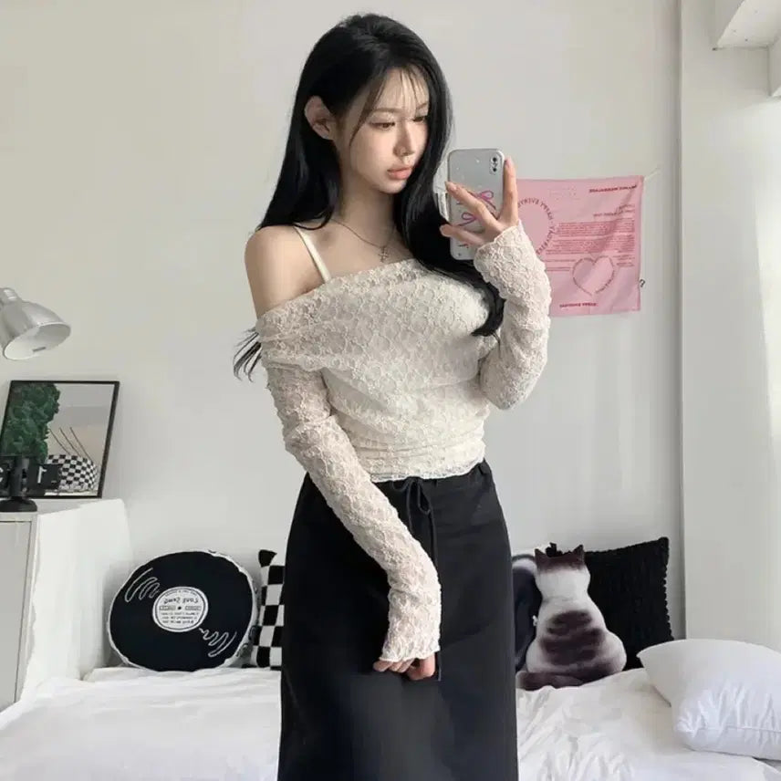 [BUNJANG] (세트) 오프숄더 여리핏 봄데이트 플라워 레이스 벚꽃 블라우스 나시 / (세트) 오프숄더 여리핏 봄데이트 플라워 레이스 벚꽃 블라우스 나시