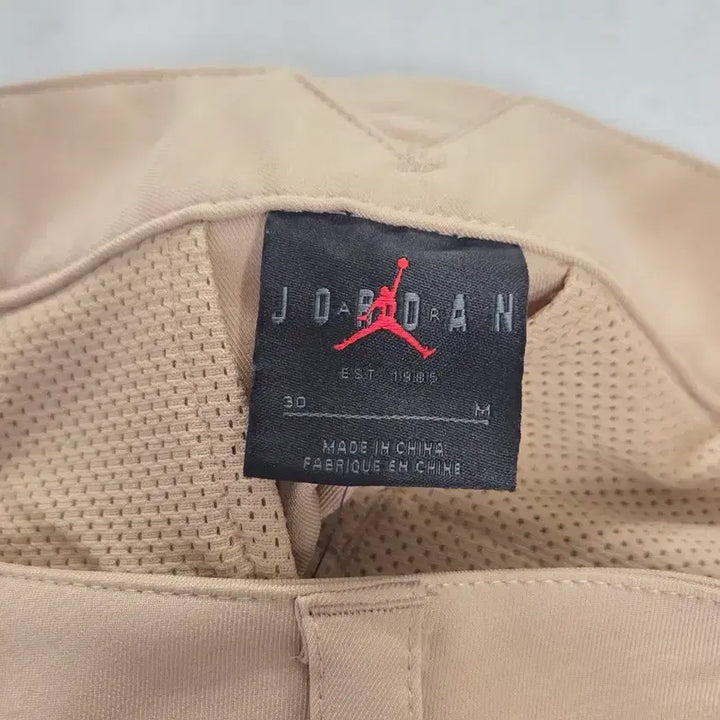 [BUNJANG] Jordan Cargo Shorts Beige M / 조던 카고 반바지 M 베이지