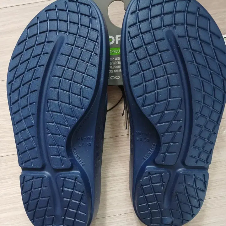 [BUNJANG] OOFOS Flip-Flops Navy New / OOFOS 우포스 쪼리 네이비 새상품