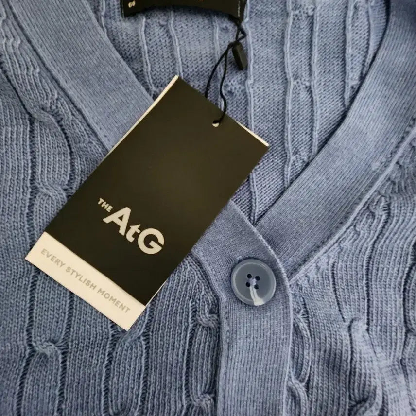 [BUNJANG] [새상품] THE AtG 24FW 여성 케이블 니트 가디건 (소라색) / [새상품] THE AtG 24FW 여성 케이블 니트 가디건 (소라색)