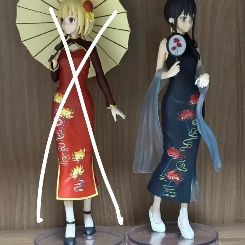[BUNJANG] Luminasta Lycoris Recoil Chisato &amp; Takina Figure Bundle Set / 루미나스타 리코리스 리코일 치사토, 타키나 피규어 일괄