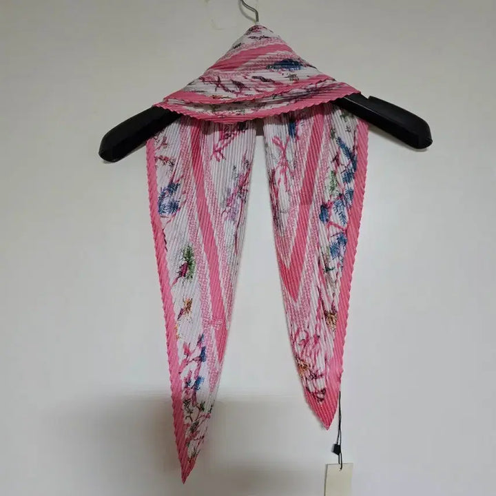 [SOLD OUT] (새상품)플리츠미 스카프
