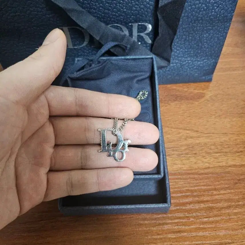 [BUNJANG] Dior Silver Unisex Necklace / 디올 Dior 목걸이 실버 남녀공용 100프로정품입니다