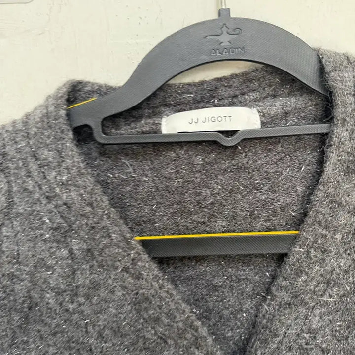 [BUNJANG] Jigott Cardigan / 지고트 가디건