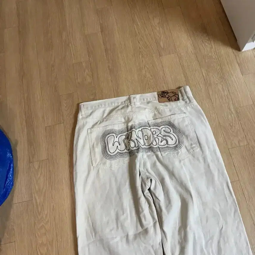[BUNJANG] Weeekenders Chain Stitch Denim Pants / 위캔더스 CHAIN STITCH DENIM PANTS