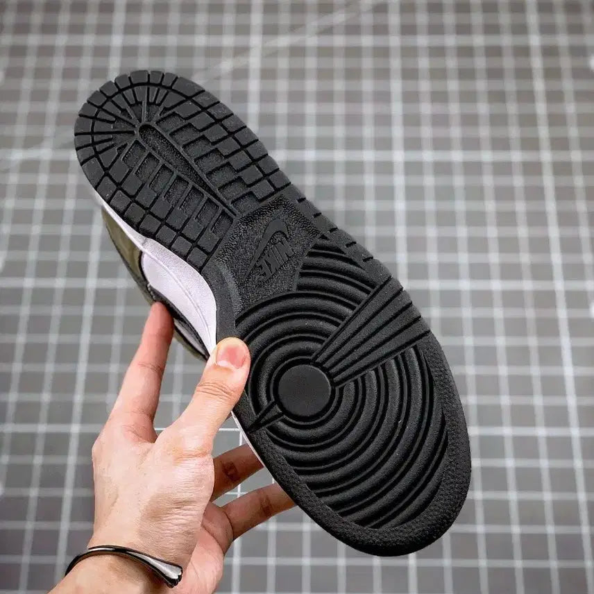 [BUNJANG] Nike SB Dunk Low Sneakers (Size 270) / 나이키 SB 덩크 뉴 농구화 사이즈:270