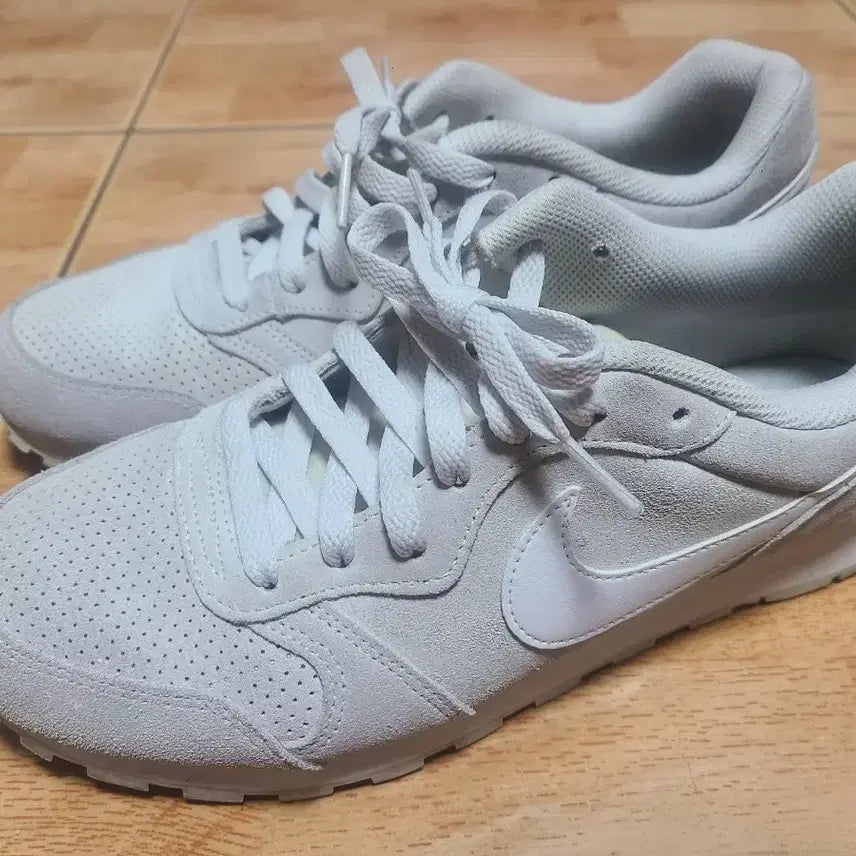 [BUNJANG] Nike MD Runner 2 Suede Leather Sneakers / 나이키 MD러너2 265(260추천)
